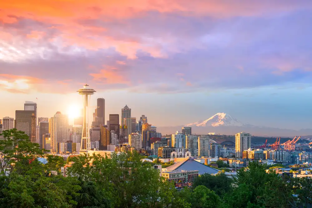 The Seattle skyline with the Space Needle. Follow our guide to start your food truck business in Seattle.