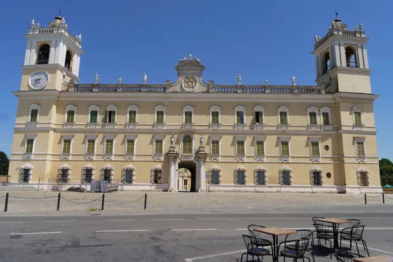 The exterior of the Palazzo Ducale di Colorno, home to ALMA - The School of Italian Culinary Arts. Culinary students at ALMA learn traditional Italian cooking techniques in a historic setting.