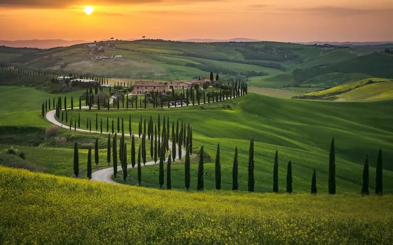The Tuscany landscape in Italy. Culinary schools in Italy provide students with an immersive experience in Italian culture.
