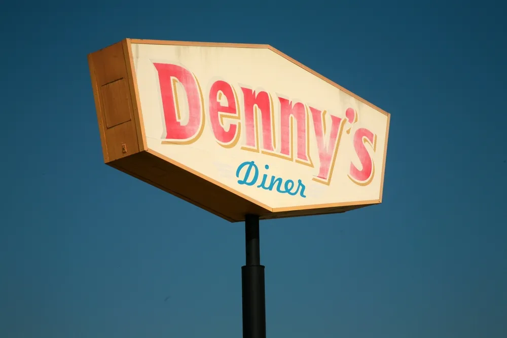 Denny's restaurants are strategically located near highways and airports, attracting travelers seeking affordable and reliable dining options.